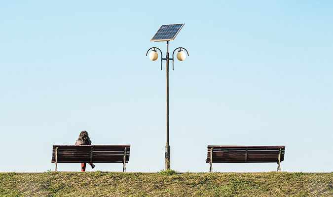 太阳能市电互补路灯系统解决方案