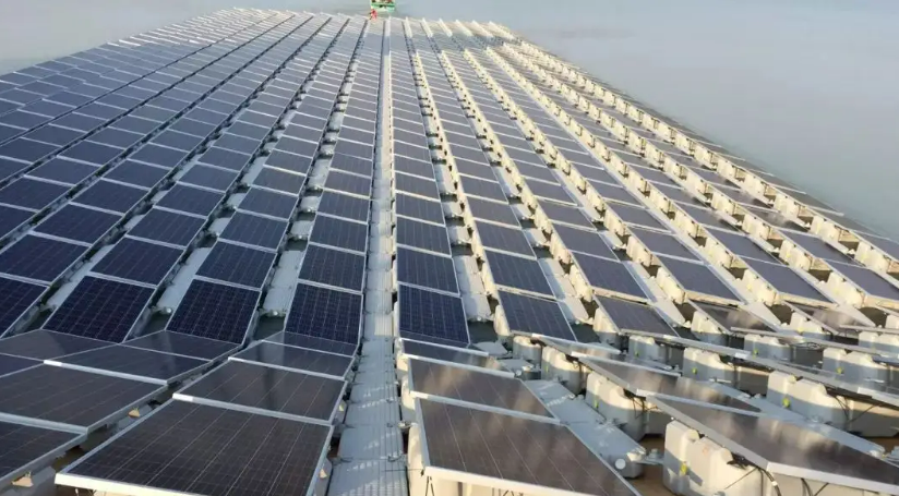 国内外大型光伏发电系统简介